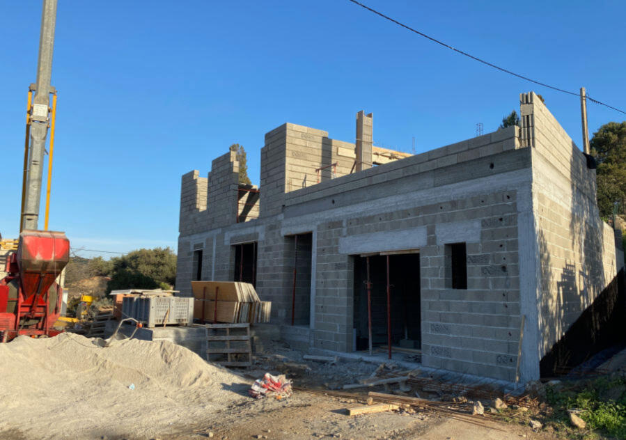 I Mestri, construction et maçonnerie